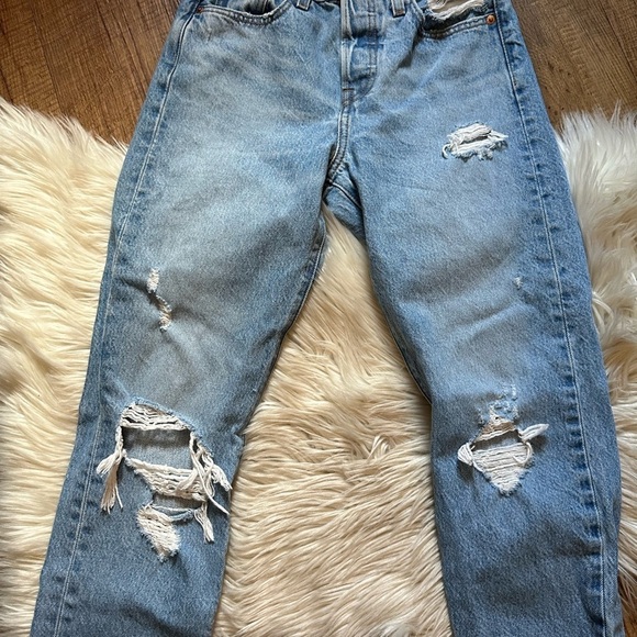 LEVIS Wedgie Icon Fit Jeans In Authentically Yours - Picture 7 of 8
